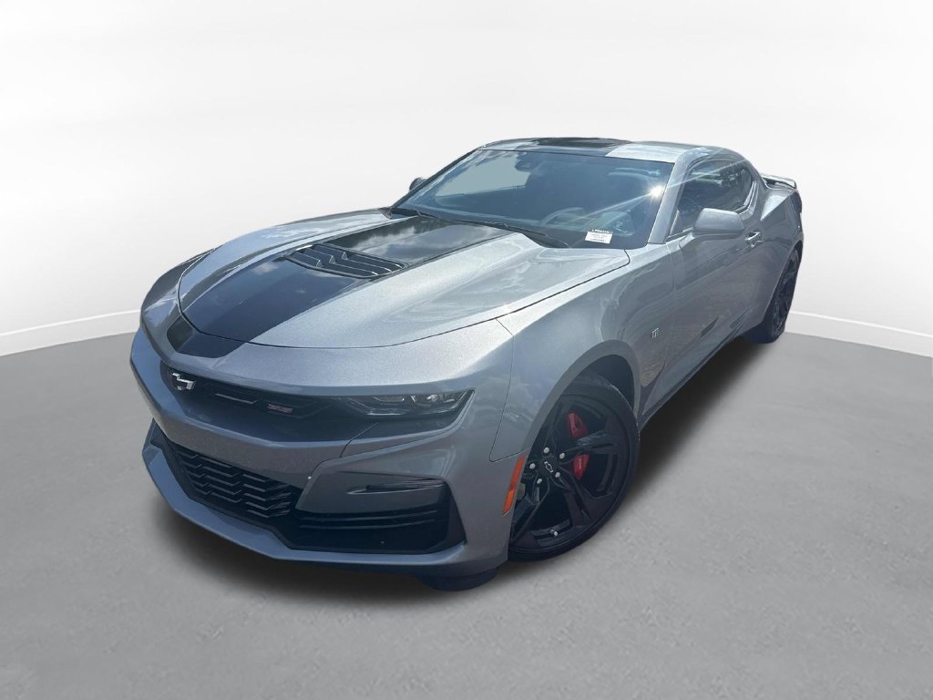 Used 2023 Chevrolet Camaro SS RWD image 2