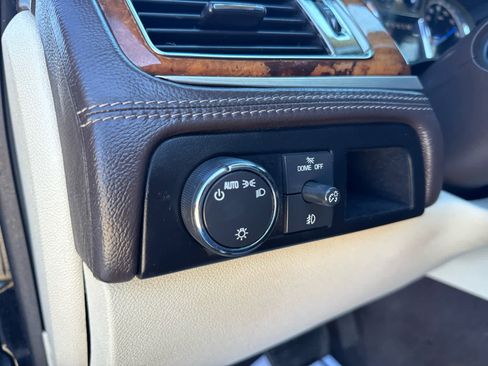 Used 2014 Cadillac Escalade ESV Platinum image 27