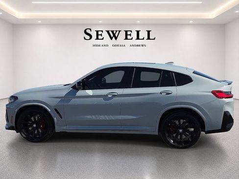 Used 2022 BMW X4 M40i AWD/4WD image 2