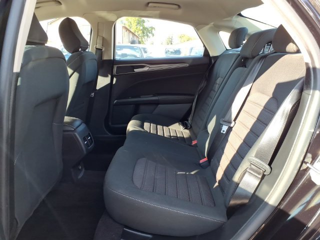 Used 2020 Ford Fusion SE AWD/4WD image 9