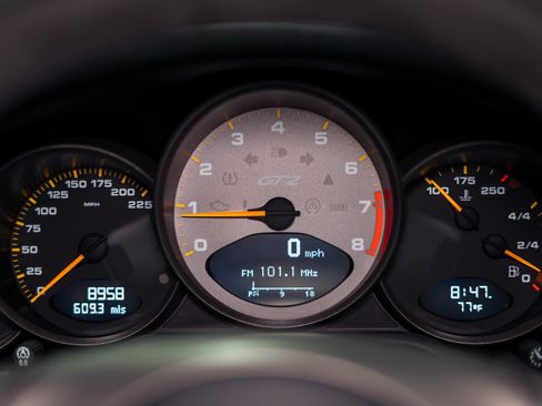 Used 2008 Porsche 911 GT2 RWD image 31