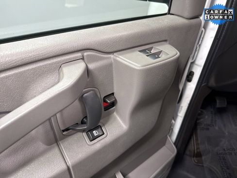 Used 2016 Chevrolet Express 2500 LS image 5