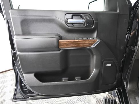 Used 2021 Chevrolet Silverado 1500 High Country w/ Safety Package II AWD/4WD image 18