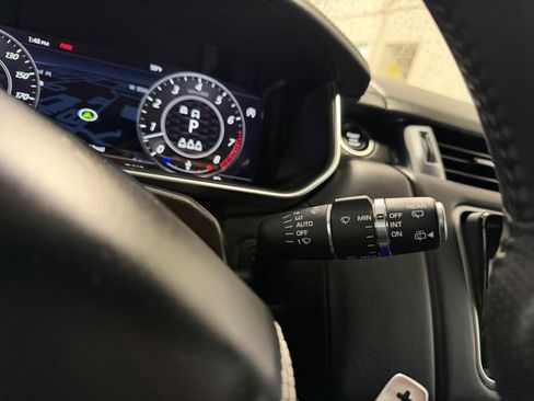 Used 2020 Land Rover Range Rover Sport SVR AWD/4WD image 39
