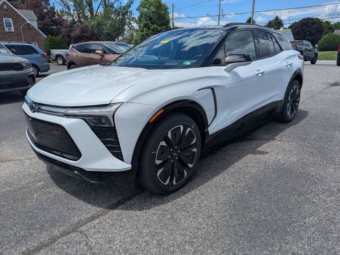 New 2026 Chevrolet Blazer EV RS AWD/4WD image 6