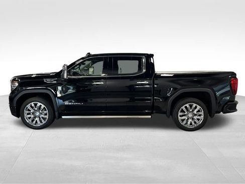 Used 2025 GMC Sierra 1500 Denali w/ Denali Reserve Package AWD/4WD image 4