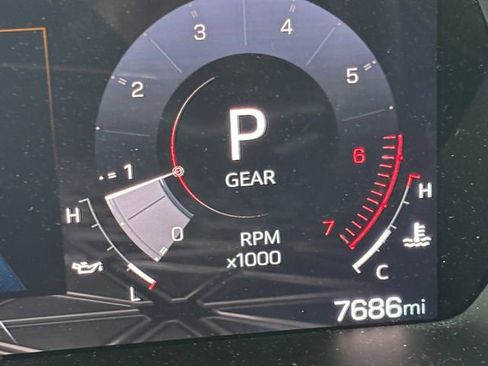 Used 2025 GMC Canyon Elevation w/ Convenience Package RWD image 32