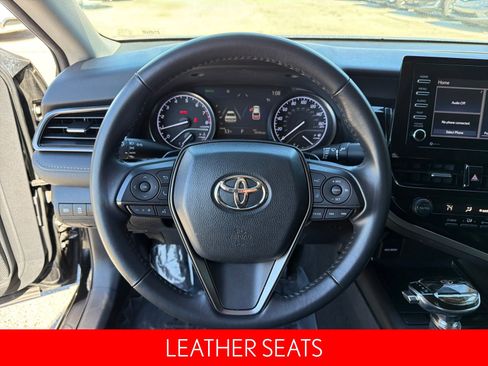 Used 2021 Toyota Camry SE image 13