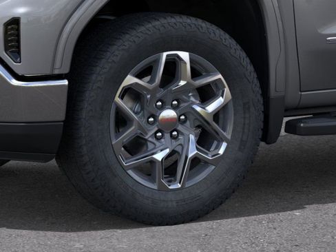 New 2026 GMC Sierra 1500 SLT image 9