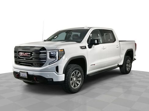 Used 2025 GMC Sierra 1500 AT4 w/ AT4 Premium Package image 1