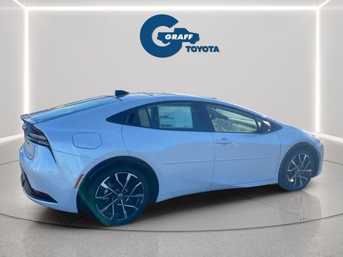 New 2026 Toyota Prius Plug-In Hybrid image 16