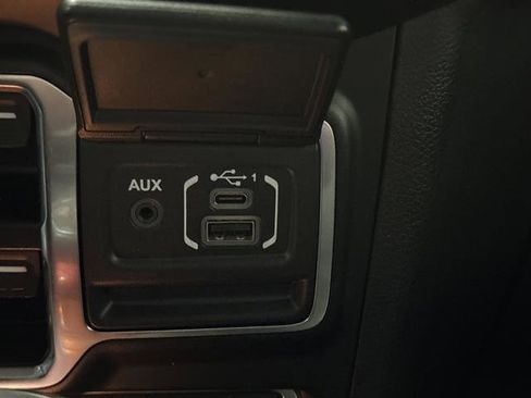 Used 2022 Jeep Wrangler Unlimited Rubicon w/ Xtreme Recon 35" Tire Package image 23