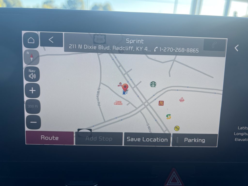 Used 2024 Kia Sportage EX FWD image 17