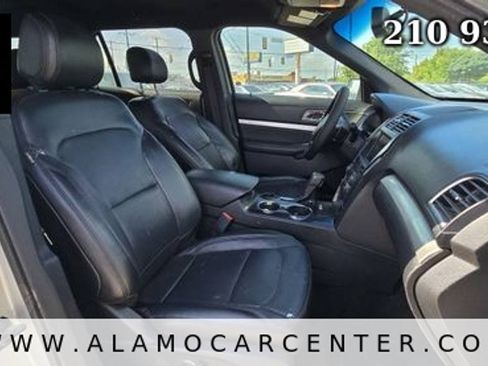 Used 2016 Ford Explorer XLT w/ Equipment Group 202A FWD image 15