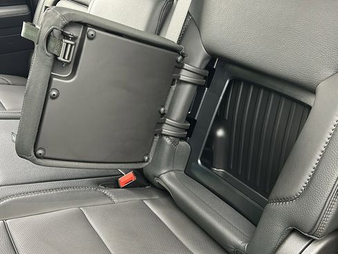 Used 2025 GMC Sierra 3500 Denali w/ Denali Reserve Package image 44