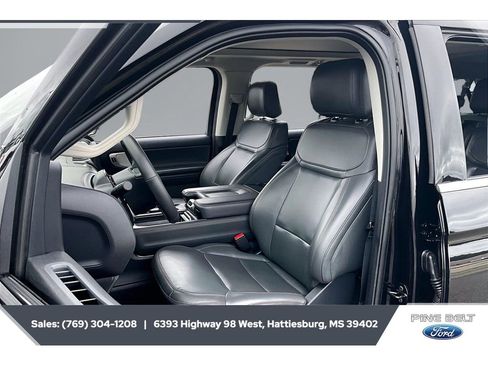 Used 2025 Ford Expedition Max Active AWD/4WD image 18