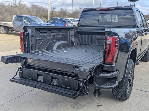 New 2026 GMC Sierra 2500 Denali Ultimate image 13