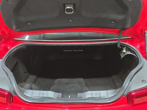 Used 2018 Chevrolet Camaro LT w/ Technology Package RWD image 17