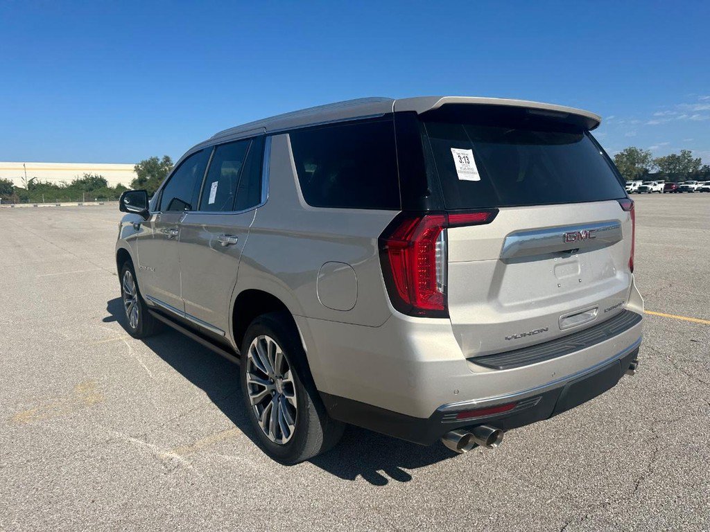 Used 2021 GMC Yukon Denali w/ Denali Premium Package RWD image 5