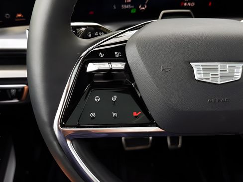 Used 2026 Cadillac Vistiq Sport w/ LPO, Floor Liner Package AWD/4WD image 15