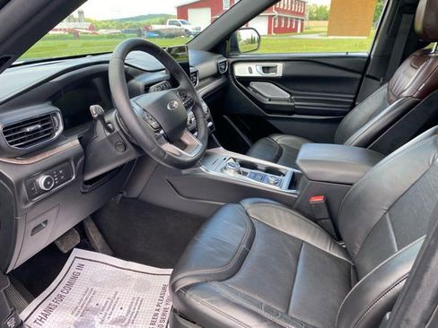 Used 2020 Ford Explorer Platinum w/ Premium Technology Package AWD/4WD image 9