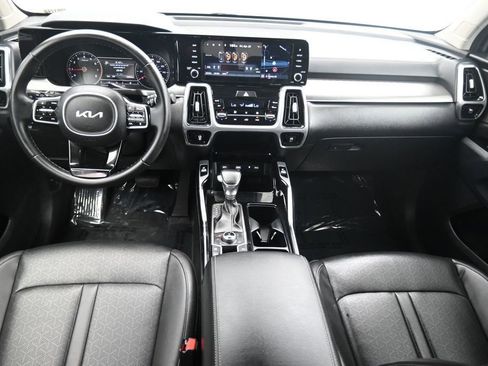 Used 2022 Kia Sorento SX AWD/4WD image 24