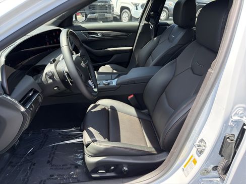Used 2026 Cadillac CT5 Sport RWD image 9