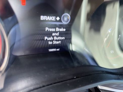 Used 2022 Dodge Challenger GT w/ Plus Package image 11