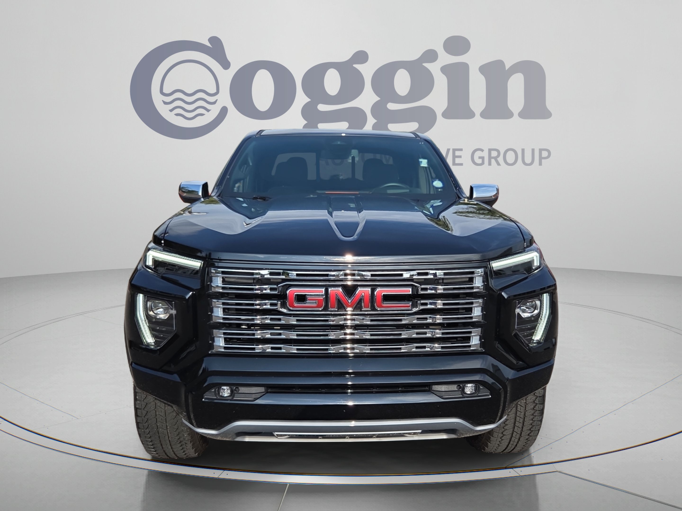 Certified 2024 GMC Canyon Denali AWD/4WD image 8