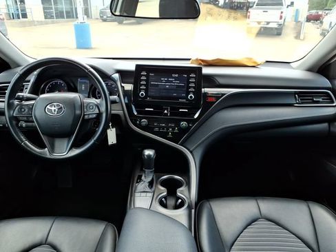 Used 2023 Toyota Camry SE FWD image 14