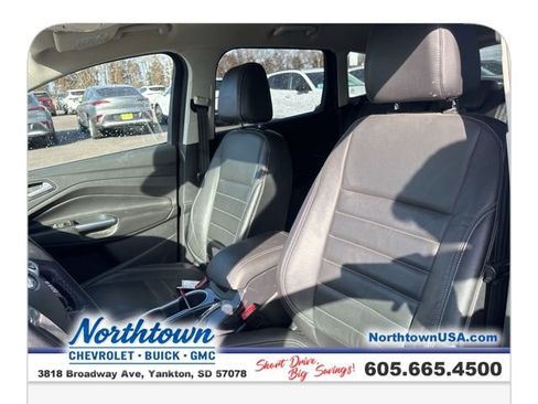 Used 2016 Ford Escape Titanium image 37