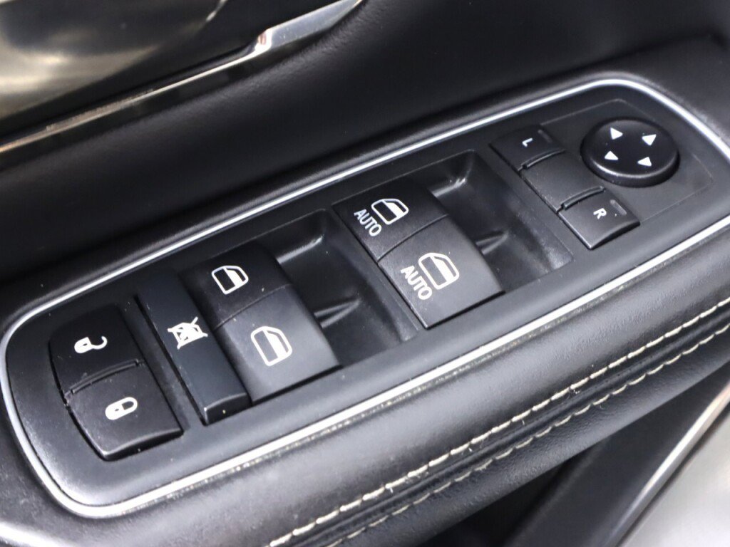 Used 2020 RAM 1500 Limited AWD/4WD image 30