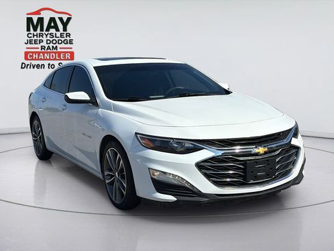 Used 2021 Chevrolet Malibu LT FWD image 1