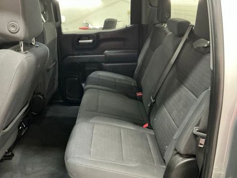 Used 2023 Chevrolet Silverado 1500 Custom image 12