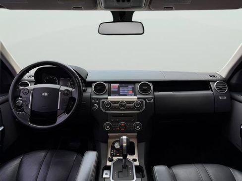 Used 2011 Land Rover LR4 HSE image 9