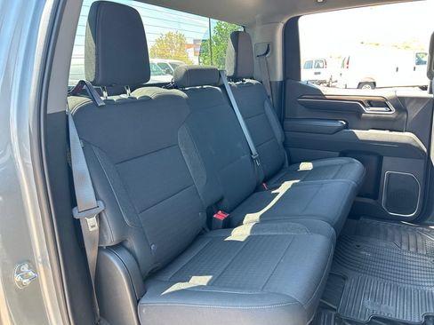 Used 2024 Chevrolet Silverado 1500 LT AWD/4WD image 20
