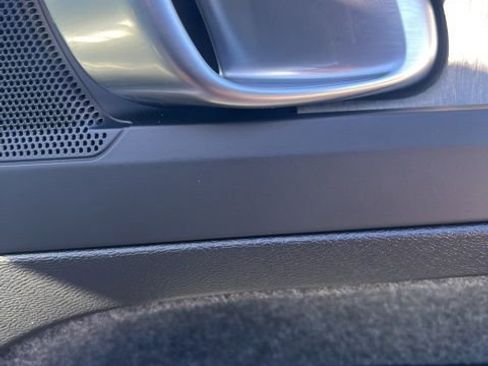 New 2025 Volvo XC40 B5 Core w/ Climate Package image 30