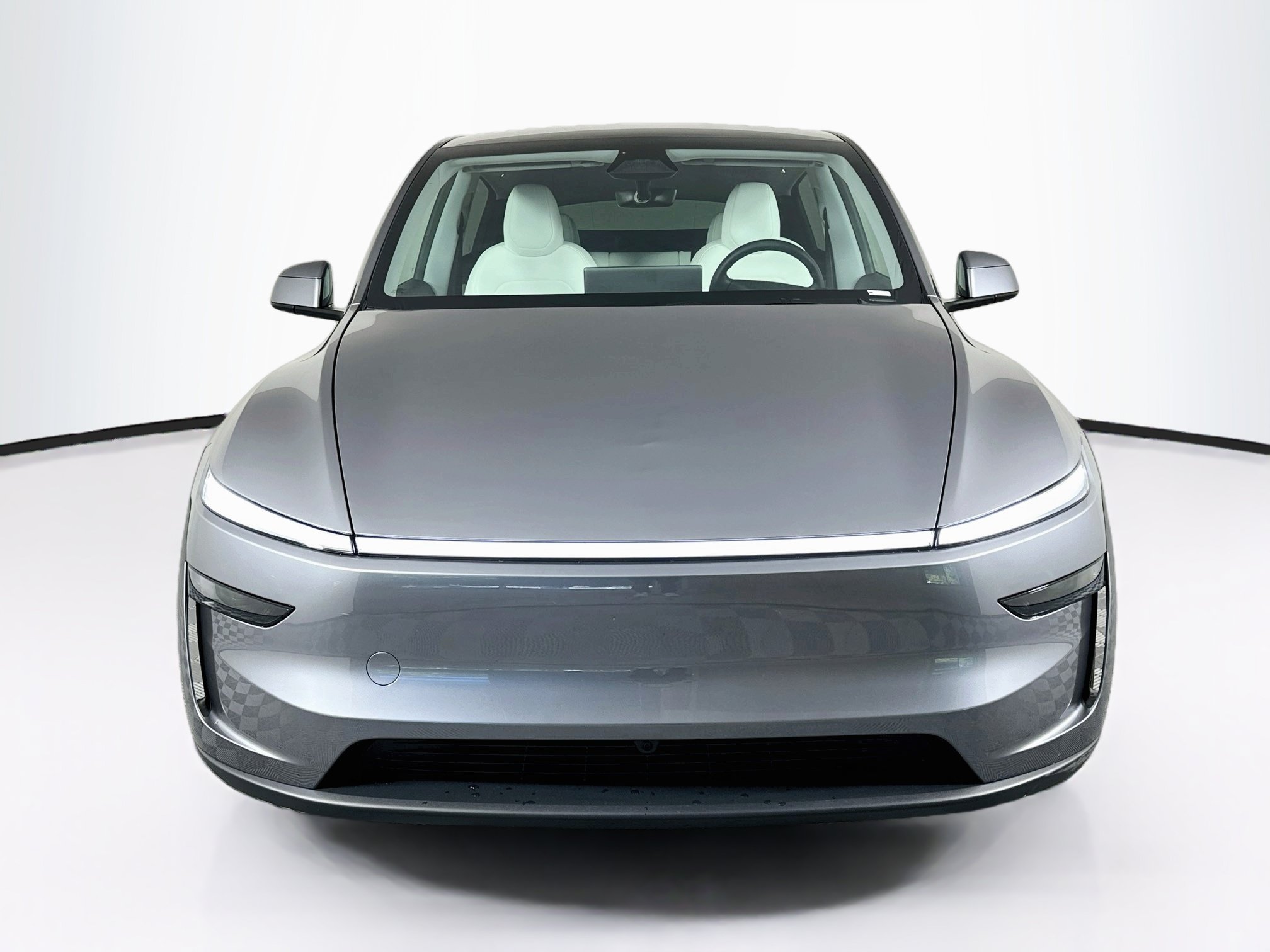 Used 2026 Tesla Model Y Long Range AWD/4WD image 2