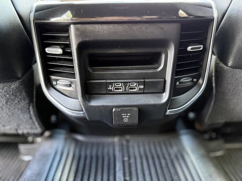 Used 2019 RAM 2500 Laramie w/ Night Edition AWD/4WD image 30