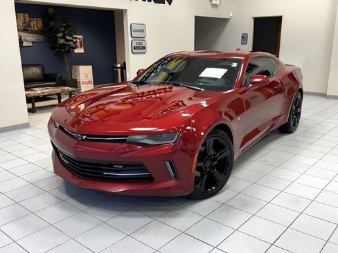 Used 2016 Chevrolet Camaro LT image 1