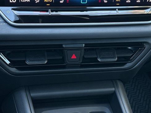 New 2026 Volkswagen Tiguan SE R-Line image 18