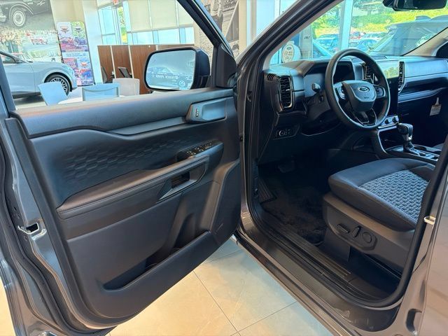 New 2026 Ford Ranger XLT w/ Equipment Group 301A High AWD/4WD image 13