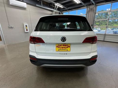 Used 2024 Volkswagen Taos S FWD image 4