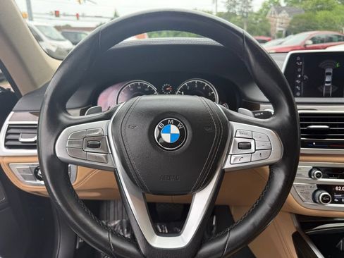 Used 2016 BMW 750i xDrive AWD/4WD image 13