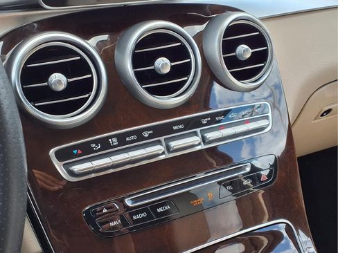 Used 2017 Mercedes-Benz GLC 300 image 18