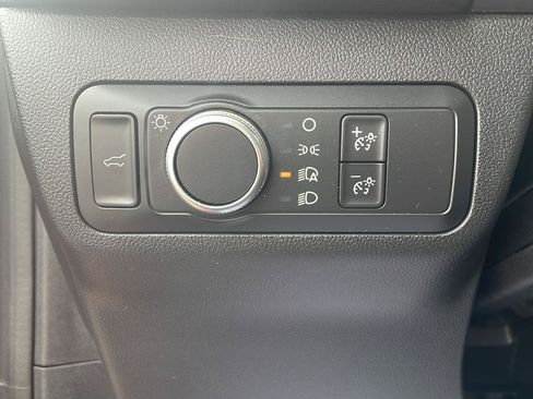 Used 2022 Ford Escape SE w/ SE Sport Appearance Package AWD/4WD image 13