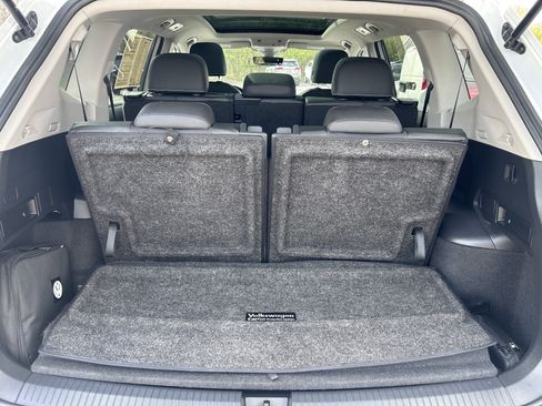 Certified 2023 Volkswagen Tiguan SE w/ Panoramic Sunroof Package image 28
