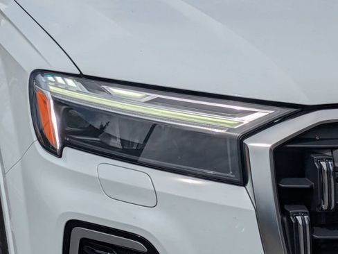 Used 2025 Audi Q7 2.0T Premium AWD/4WD image 10