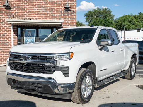 Used 2025 Chevrolet Silverado 1500 LT w/ LPO, Dark Essentials Package AWD/4WD image 1