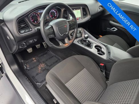 Used 2023 Dodge Challenger R/T RWD image 10